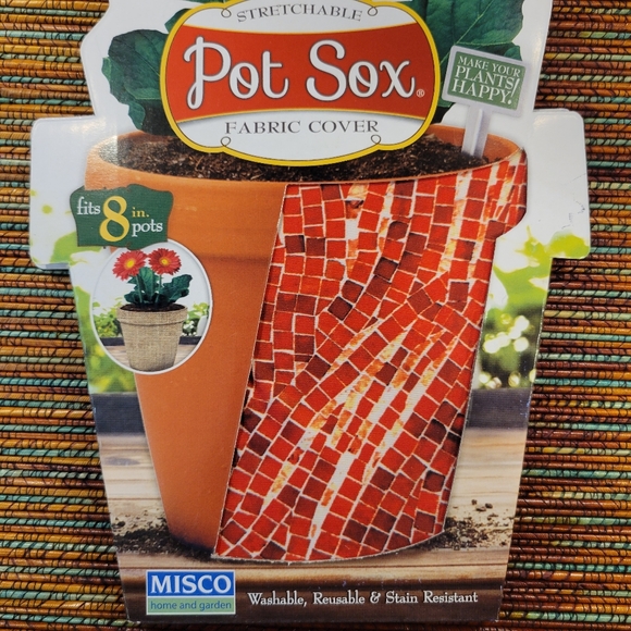 2pk Pot Sox Stretchable Fabric Planter Cover to Cover Flower Pots (Red) - Picture 2 of 6